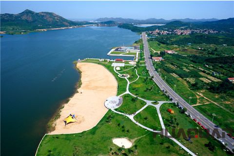 『隨華全，觀天下』 ——走進棲霞