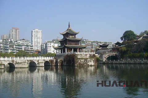 久聞花溪美名，華全機(jī)組星夜兼程赴貴陽