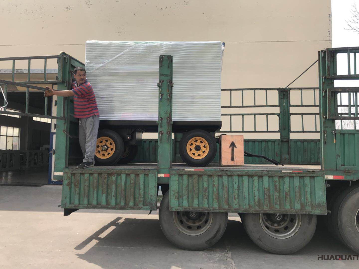 2018年4月2日華全動力50kw移動拖車（含棚）發(fā)電機組發(fā)往天津