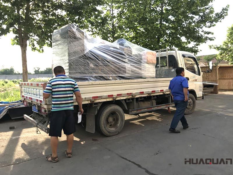 一臺HQ350GF標配柴油發(fā)電機組在6.11號發(fā)往山東省煙臺市