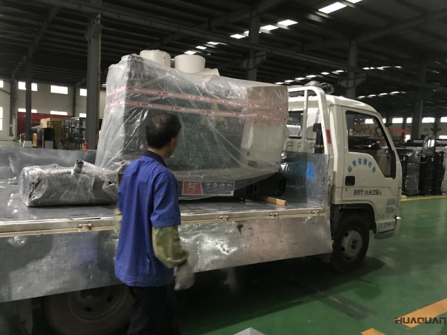 一臺HQ2QF標(biāo)配汽油一體機于7月7日順利發(fā)往江蘇省