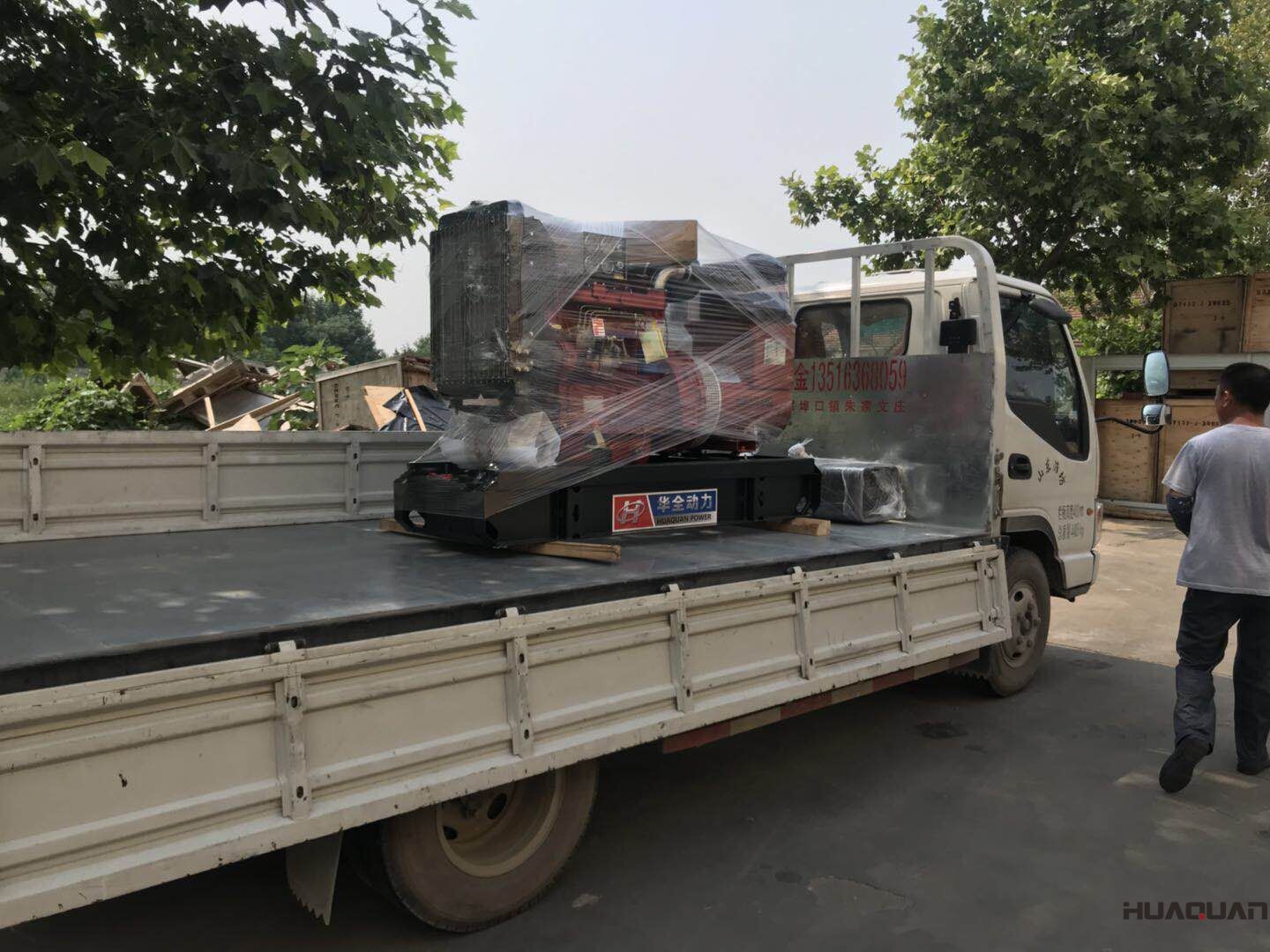  HQ30GF標(biāo)配的一臺(tái)柴油發(fā)電機(jī)組在 7月9號(hào)發(fā)往廣東省