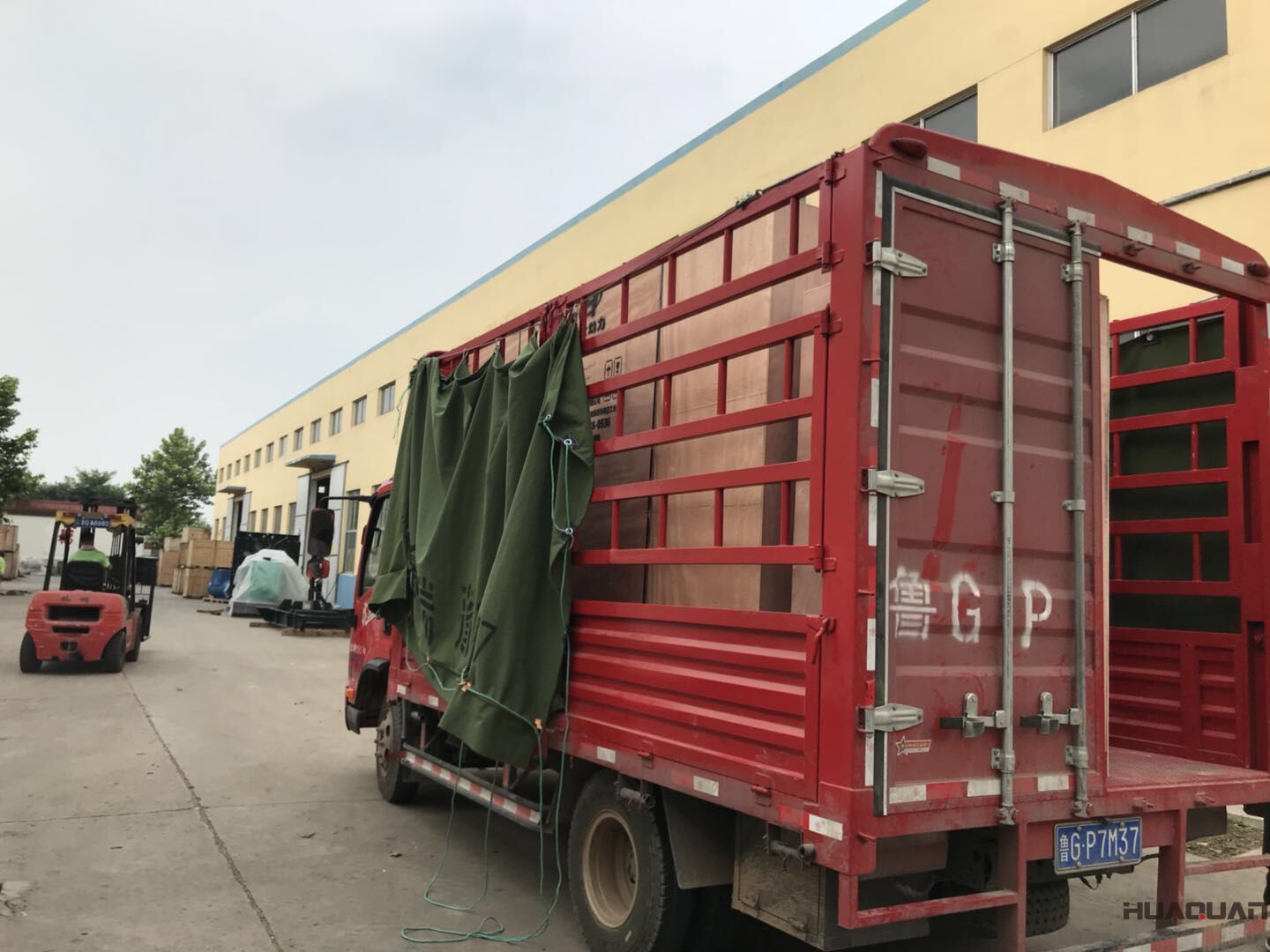 7月19號一臺HQ500GF立柜四保護(hù)柴油發(fā)電機(jī)組發(fā)往山東
