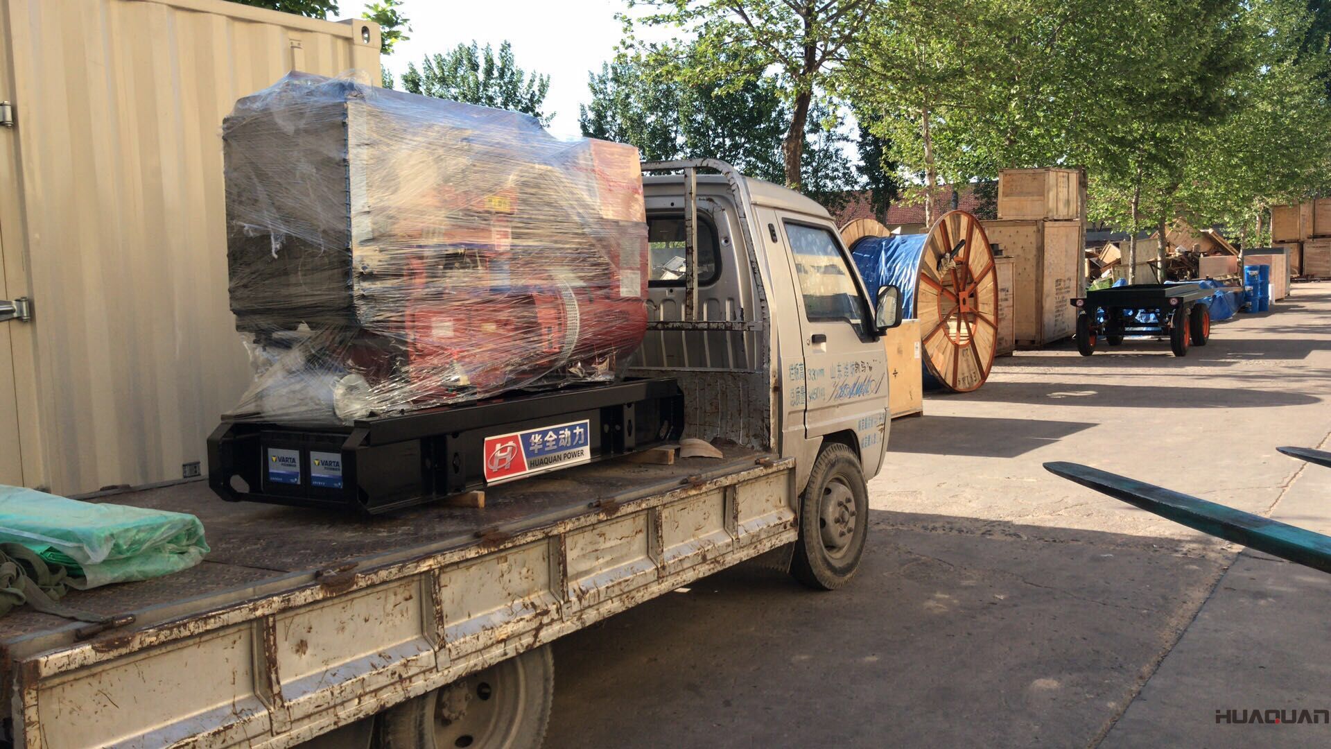 8月31日，一臺(tái)30kw標(biāo)配柴油發(fā)電機(jī)組從華全動(dòng)力順利發(fā)往安徽省