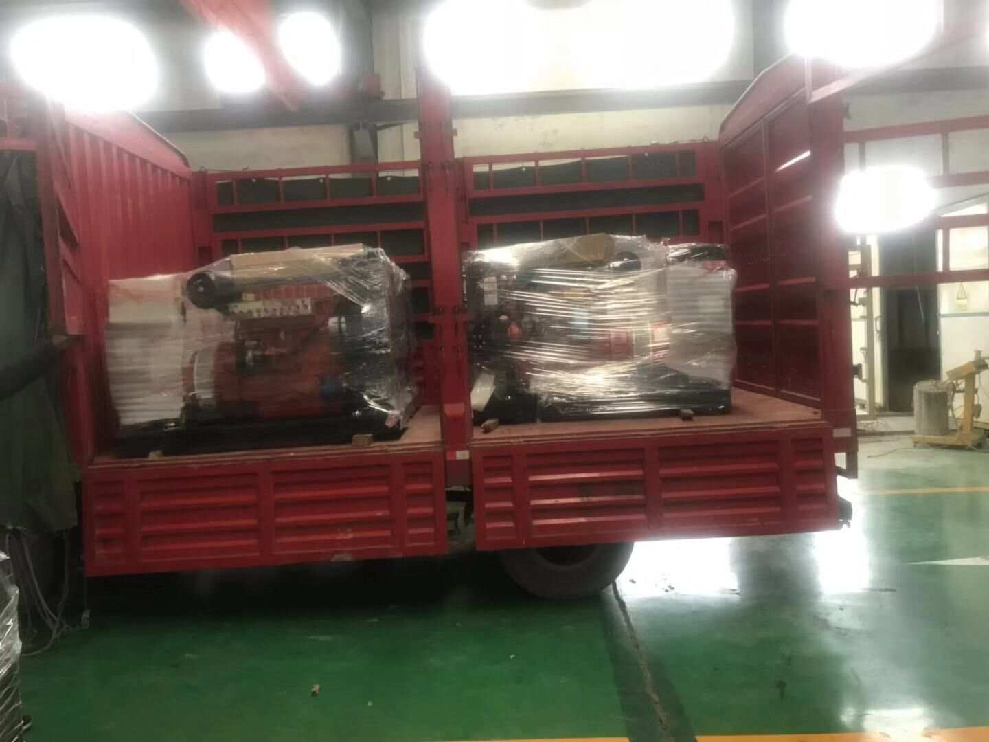 天津付先生從華全動(dòng)力采購(gòu)的15kw標(biāo)配柴油發(fā)電機(jī)組于12月22日順利發(fā)往目的地