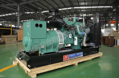 高先生從華全動力訂購的300kw立柜四保護柴油發(fā)電機組于2月20日成功發(fā)往山東省