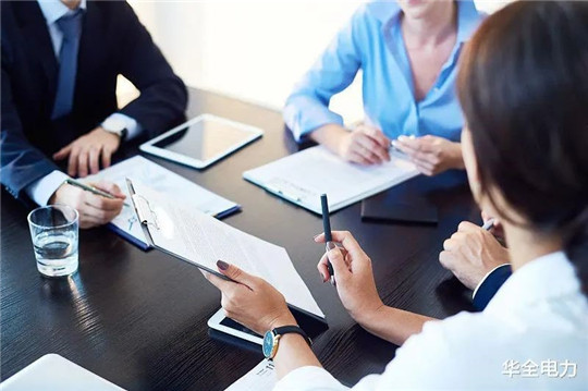 客戶參觀完華全數(shù)字化工廠，當(dāng)場簽訂600kw發(fā)電機組合同