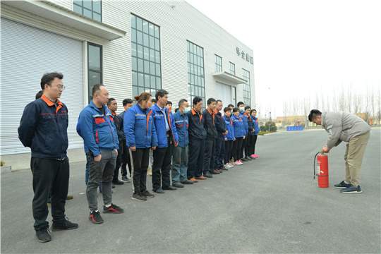 華全公司邀請專家開展“強化意識、筑牢防線”安全生產專項培訓！